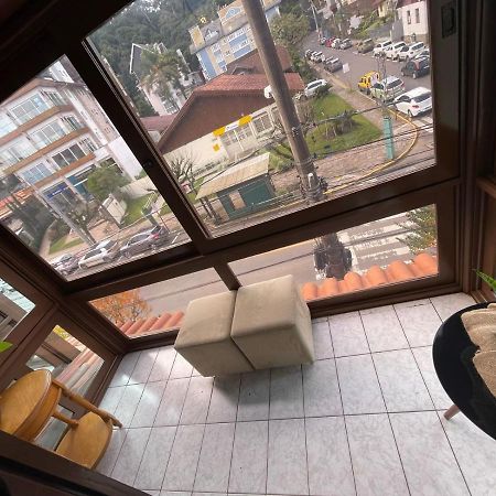 Apartamento Para 9 Pessoas - Blumenhaus 201 - Uma Quadra Da Rua Coberta! Gramado Ngoại thất bức ảnh